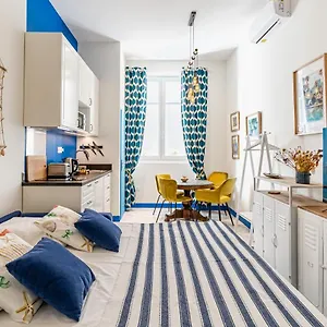 Apartment Shell 26m2, 120m Vieux-port, Clim, Wifi, Acces Autonome Avec Code, Marseille